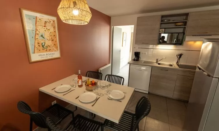 Salle à manger avec cuisine T3 supérieur Résidence Lagocéan, Résidence Location Vieux boucau dans les Landes