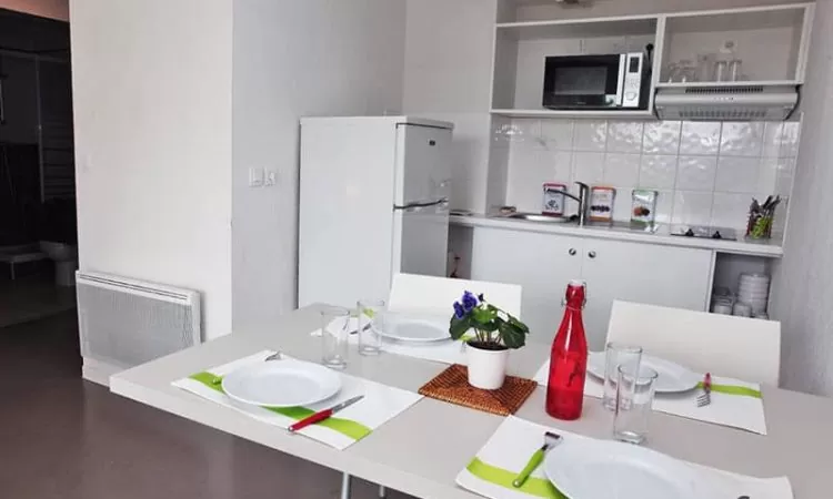 Kitchenette t2 cabine résidence plage centrale, location Hossegor plage